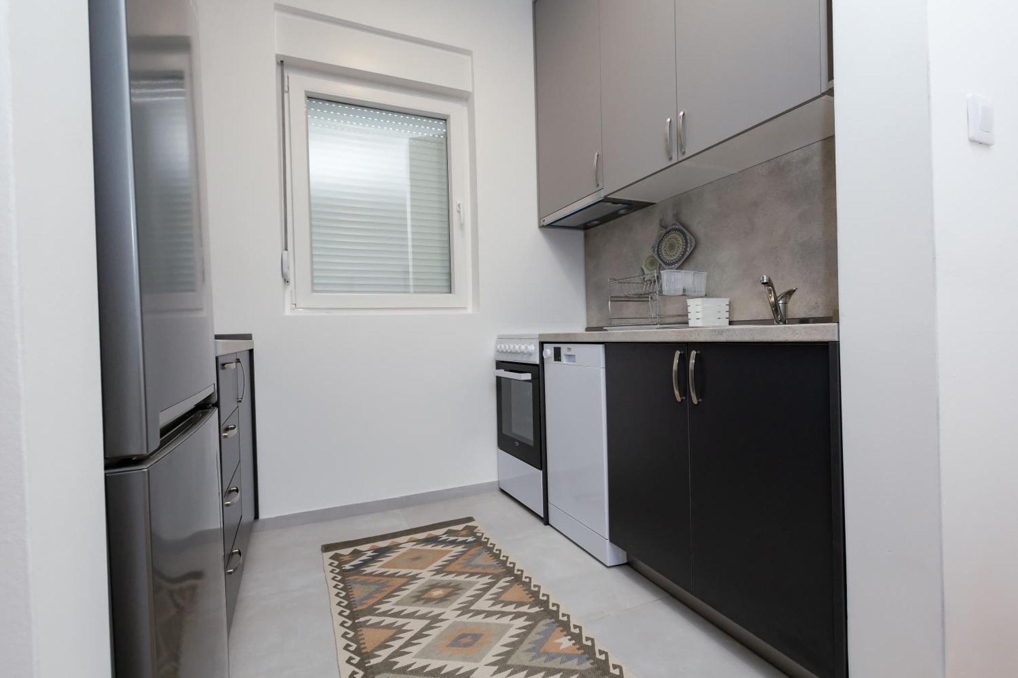 Elegant Escape Podgorica Apartment Екстериор снимка